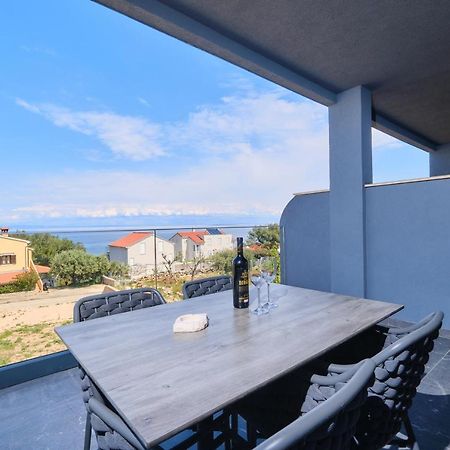 Luxury Apartments Mali Losinj Bagian luar foto