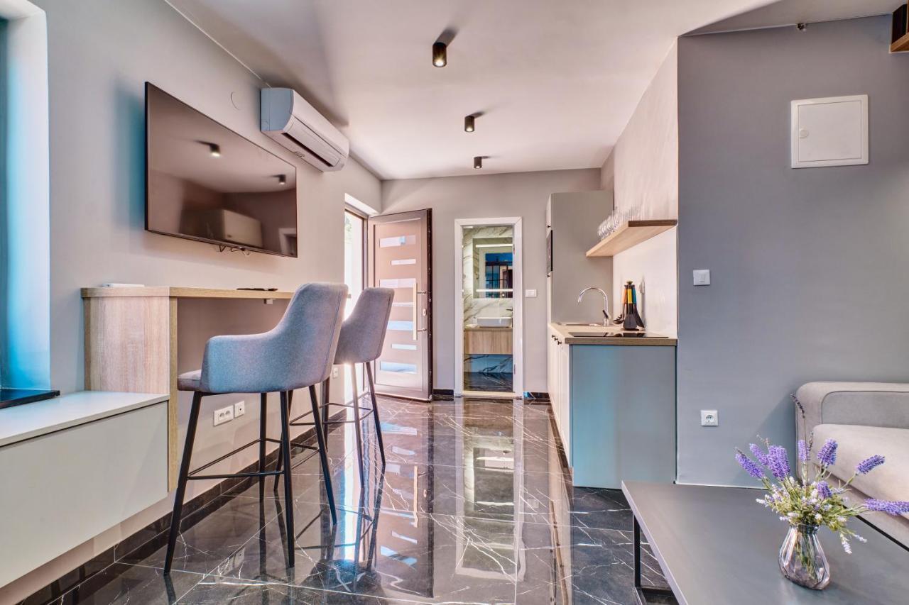 Luxury Apartments Mali Losinj Bagian luar foto