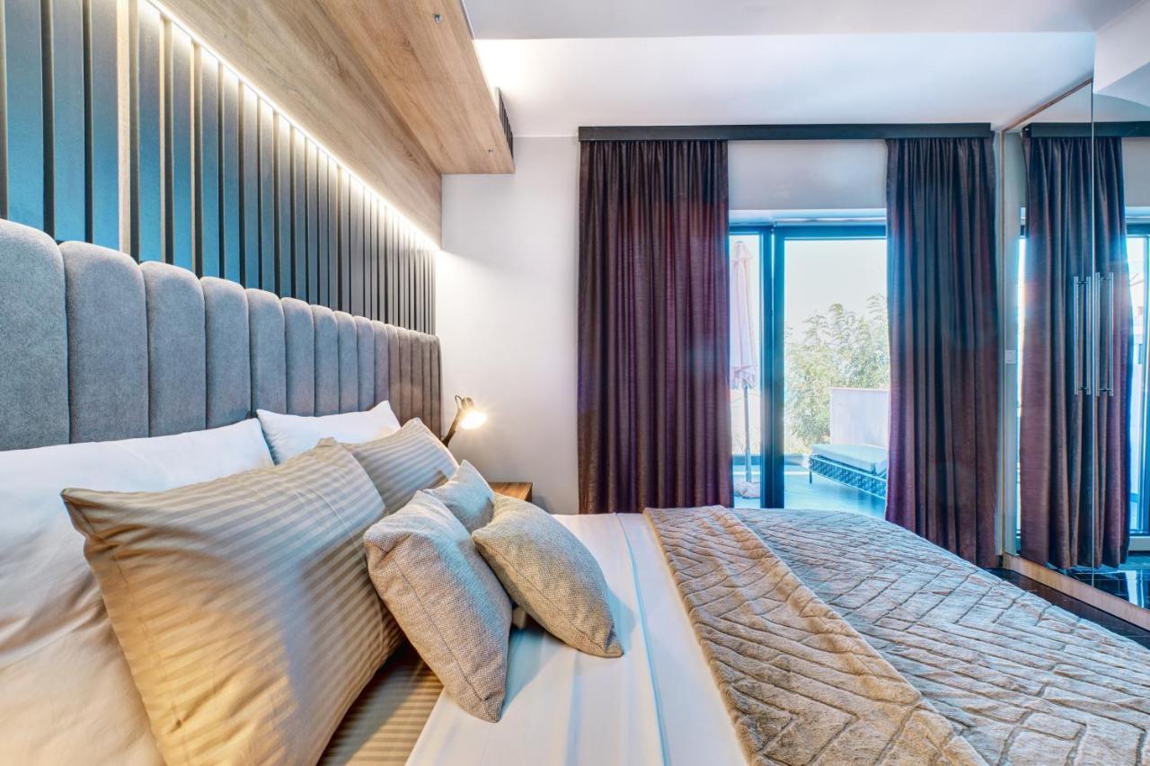 Luxury Apartments Mali Losinj Bagian luar foto