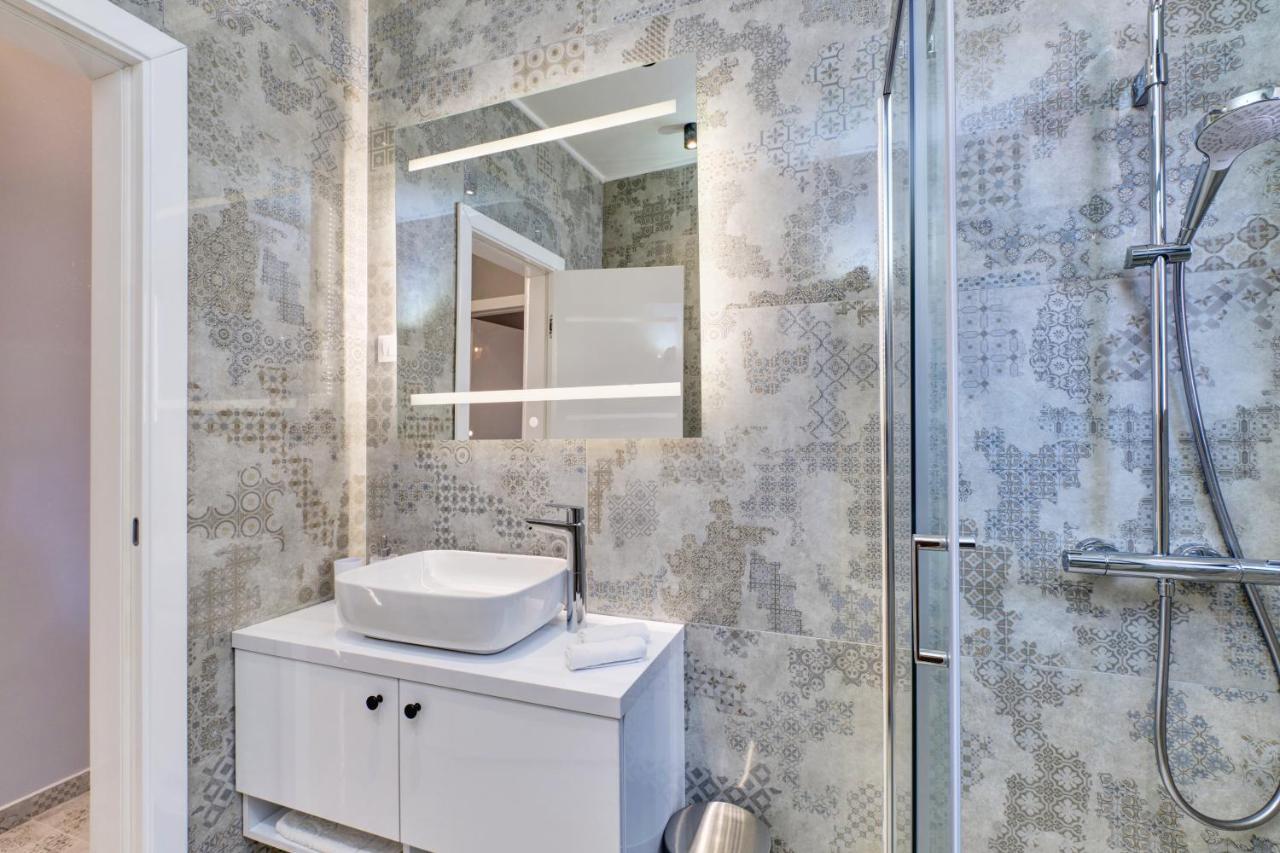 Luxury Apartments Mali Losinj Bagian luar foto