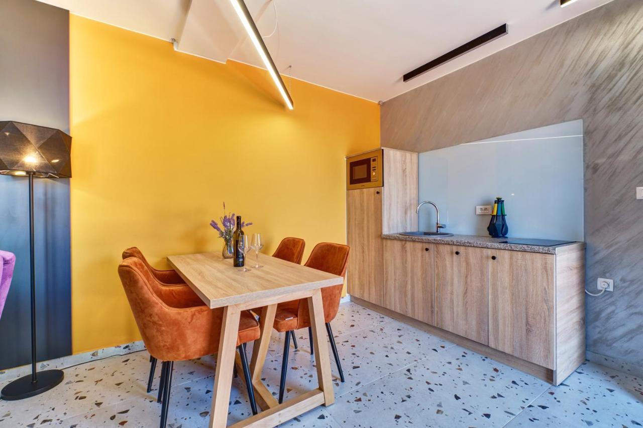 Luxury Apartments Mali Losinj Bagian luar foto