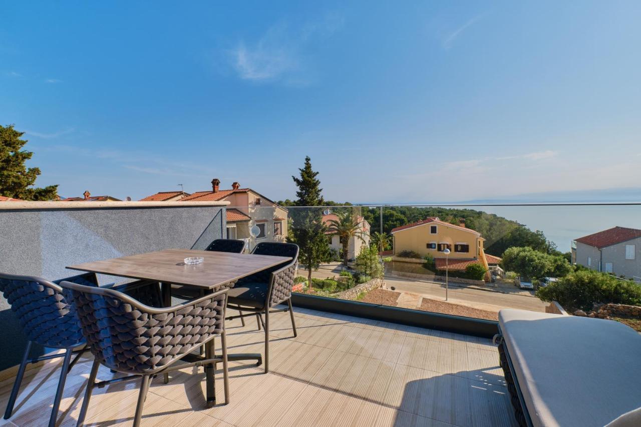 Luxury Apartments Mali Losinj Bagian luar foto