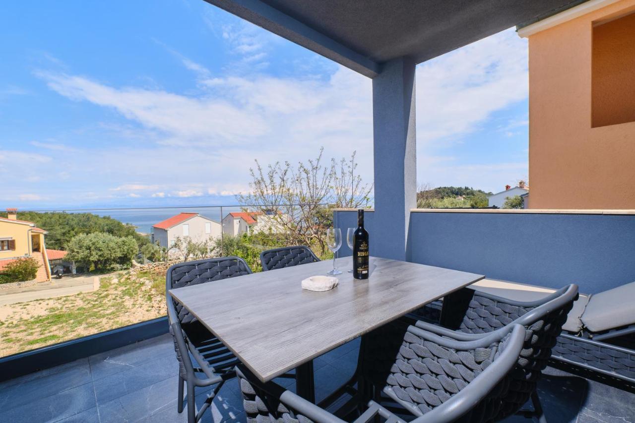 Luxury Apartments Mali Losinj Bagian luar foto