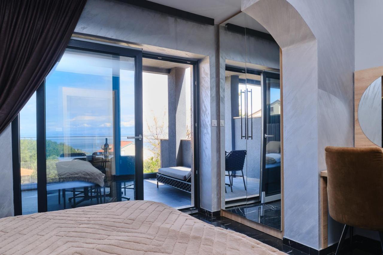 Luxury Apartments Mali Losinj Bagian luar foto