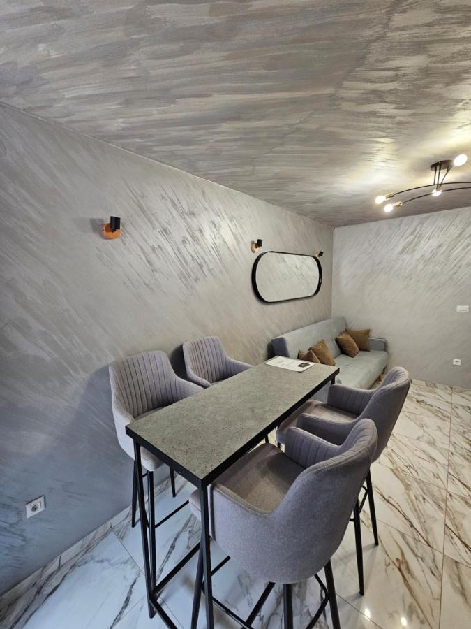 Luxury Apartments Mali Losinj Bagian luar foto